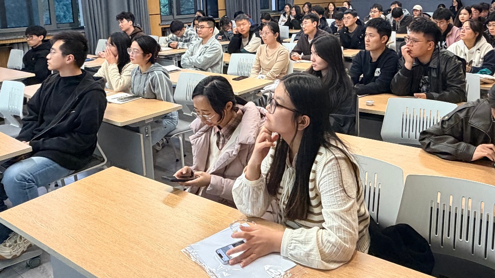图片二_副本.jpg