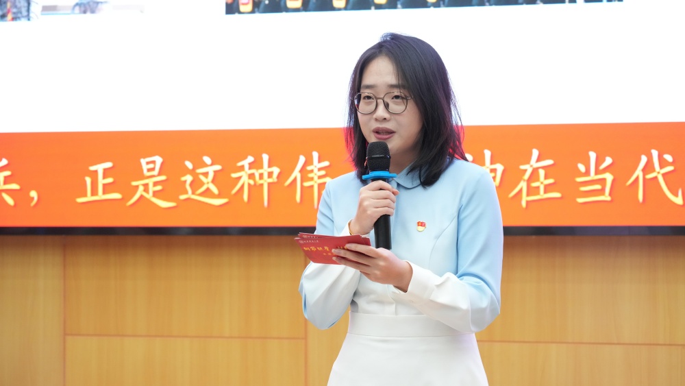 9张译文宣讲.jpg
